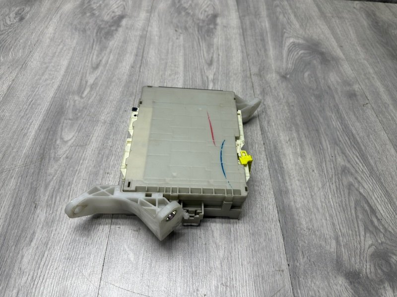 Блок предохранителей салонный, 2500 рублей, Москва