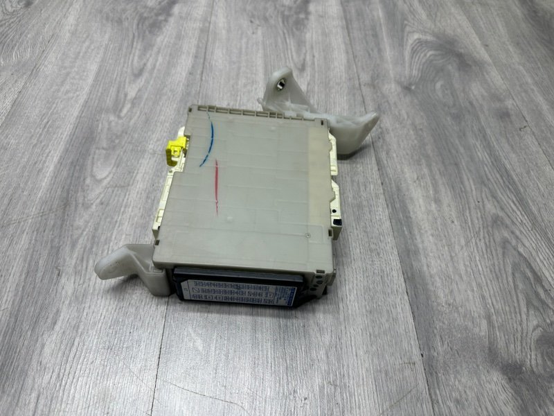 Блок предохранителей салонный, 2500 рублей, Москва