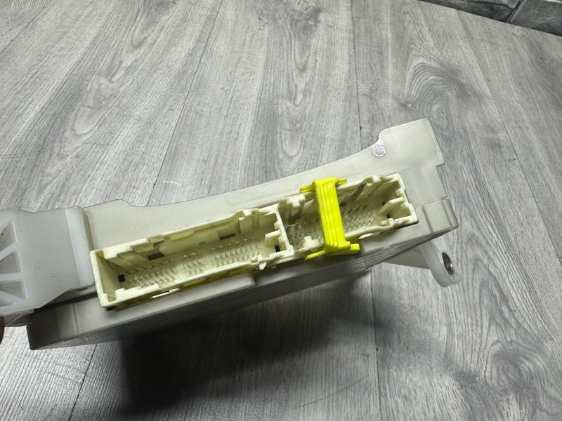 Блок предохранителей салонный, 2500 рублей, Москва