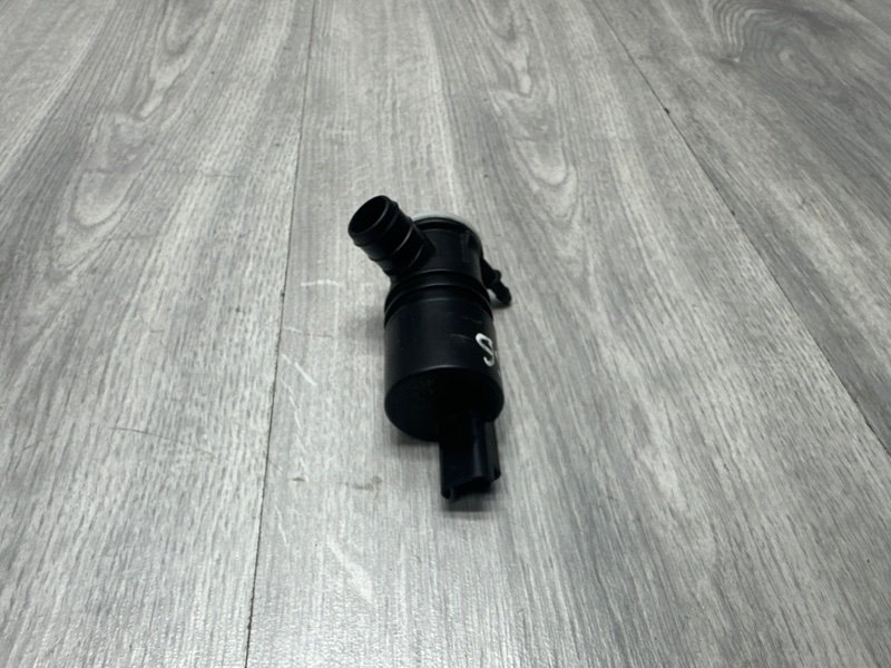 Насос омывателя, 500 рублей, Москва