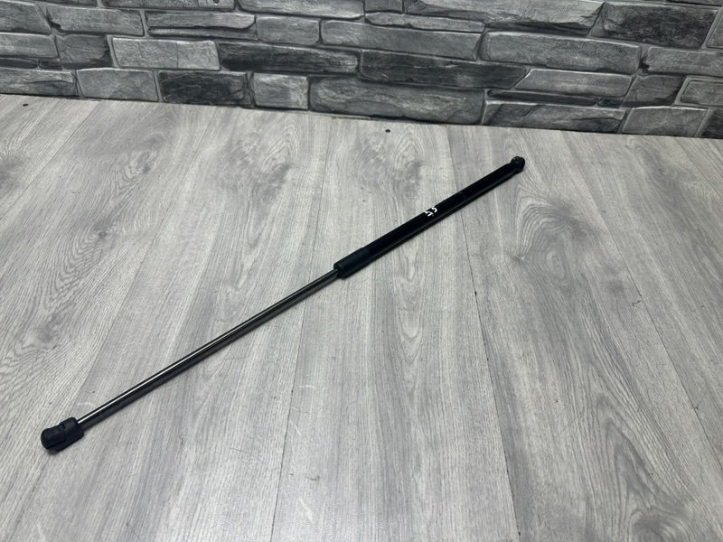 Амортизатор капота, 2000 рублей, Москва