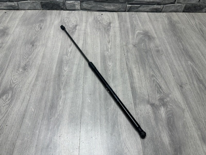 Амортизатор капота, 2000 рублей, Москва