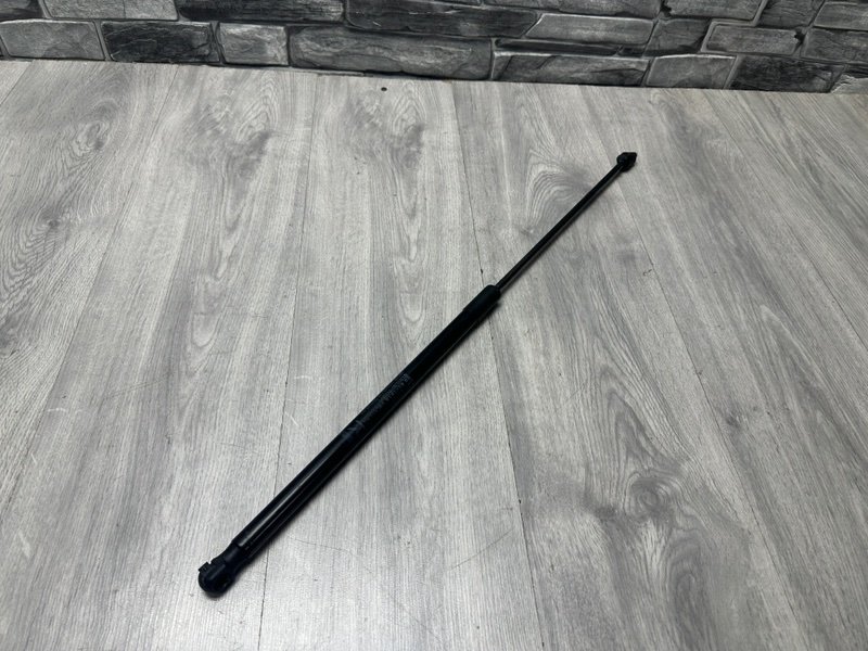 Амортизатор капота, 2000 рублей, Москва