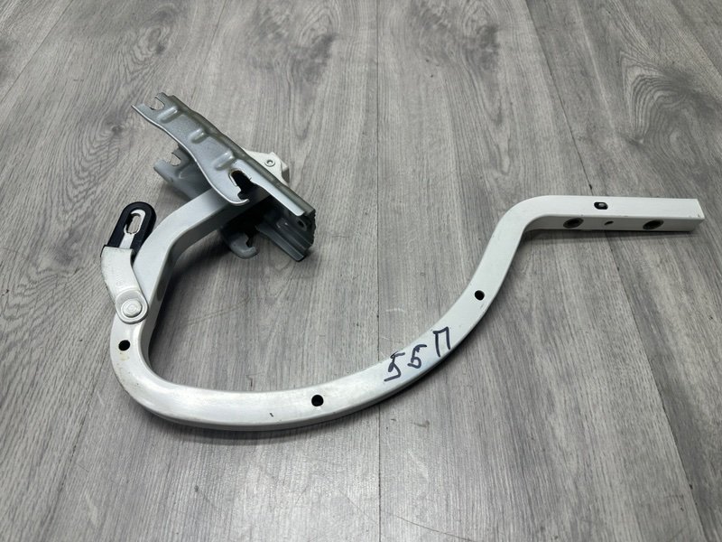 Петля крышки багажника, 4000 рублей, Москва