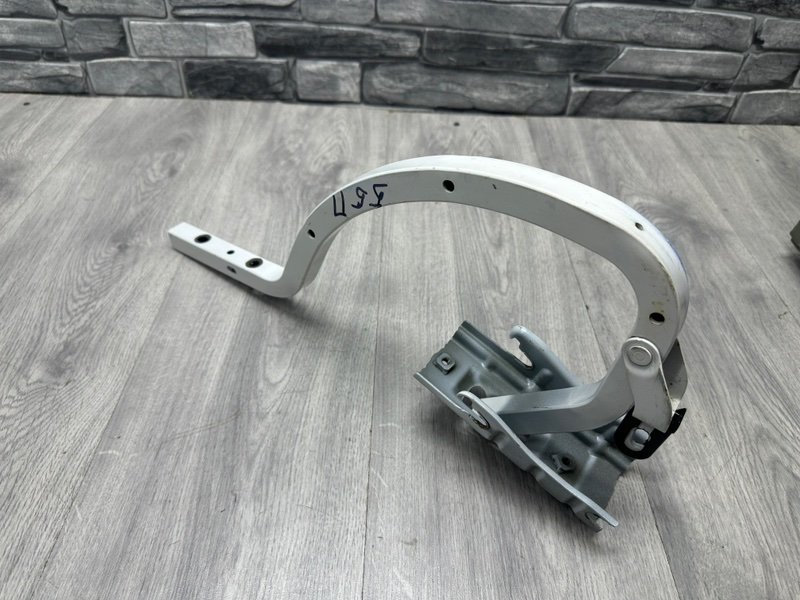 Петля крышки багажника, 4000 рублей, Москва