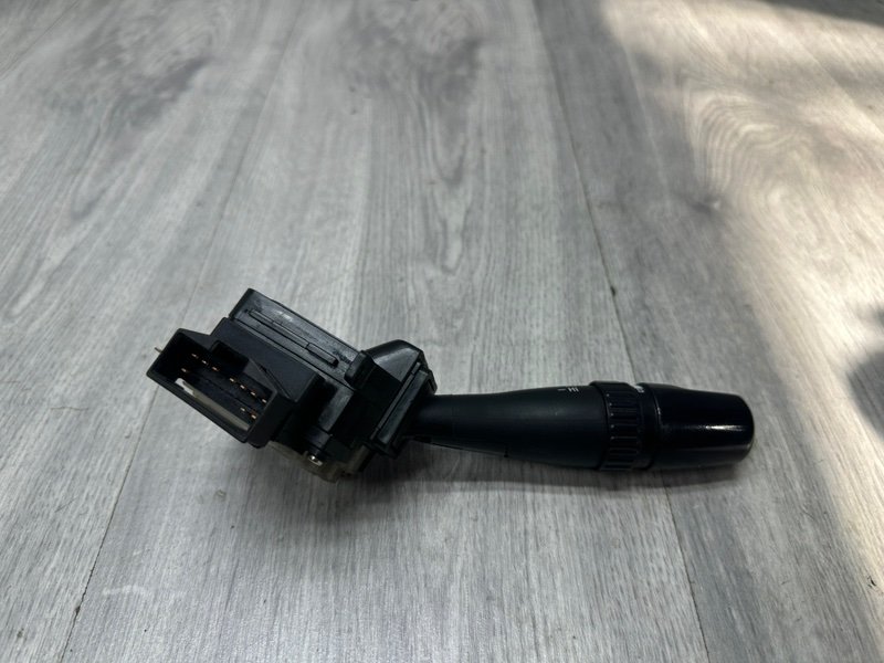 Переключатель стеклоочистителей, 1000 рублей, Москва