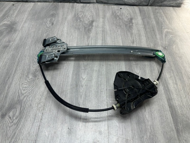 Стеклоподъемник задний, 1500 рублей, Москва