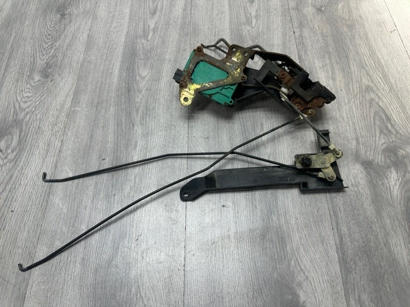 Замок двери передней левой, 2000 рублей, Москва