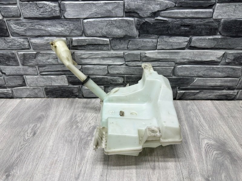 Бачок омывателя лобового стекла, 1900 рублей, Москва