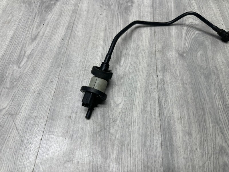 Клапан вентиляции топливного бака, 1000 рублей, Москва