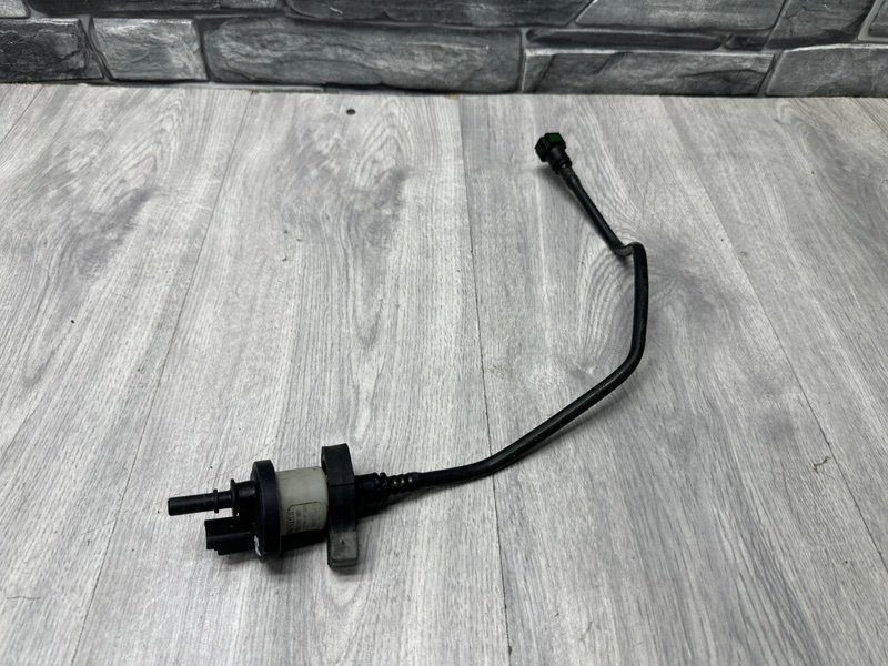 Клапан вентиляции топливного бака, 1000 рублей, Москва