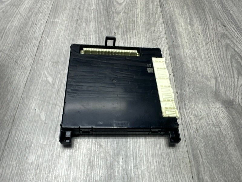 Блок электронный, 2500 рублей, Москва