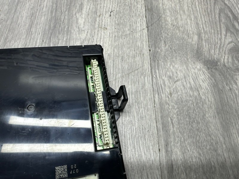 Блок электронный, 2500 рублей, Москва