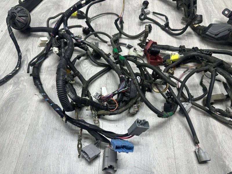 Проводка подкапотная, Москва