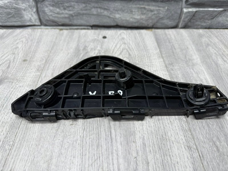 Кронштейн переднего бампера, 1500 рублей, Москва