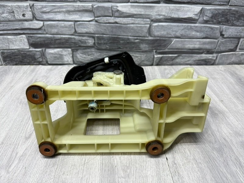 Кулиса МКПП, 2000 рублей, Москва