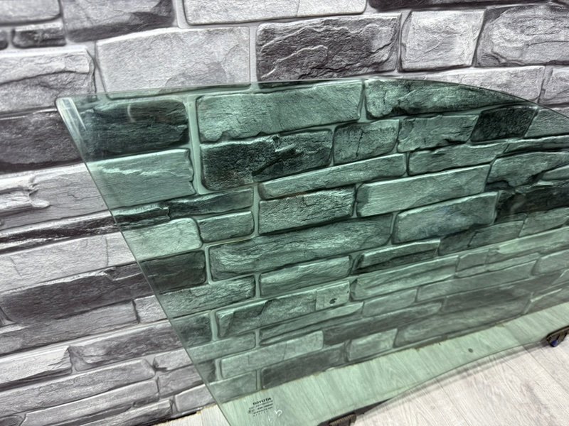 Стекло двери передней правой, 4000 рублей, Москва