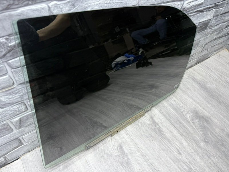 Стекло двери задней левой, 2500 рублей, Москва