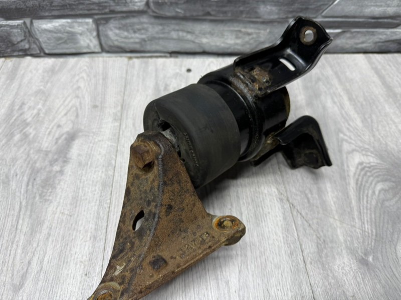 Опора двигателя, 3000 рублей, Москва