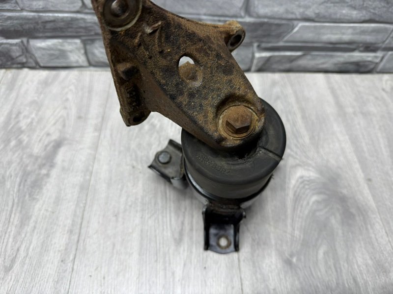 Опора двигателя, 3000 рублей, Москва