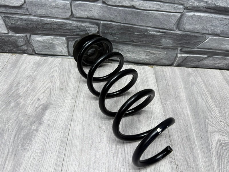 Пружина задняя, 750 рублей, Москва