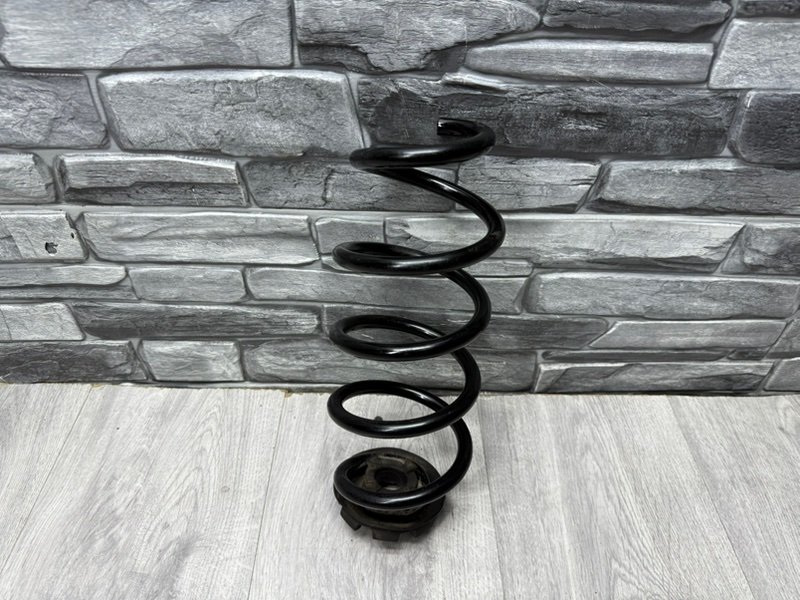 Пружина задняя, 750 рублей, Москва