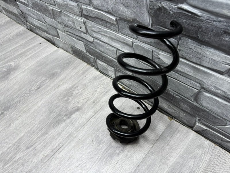 Пружина задняя, 750 рублей, Москва