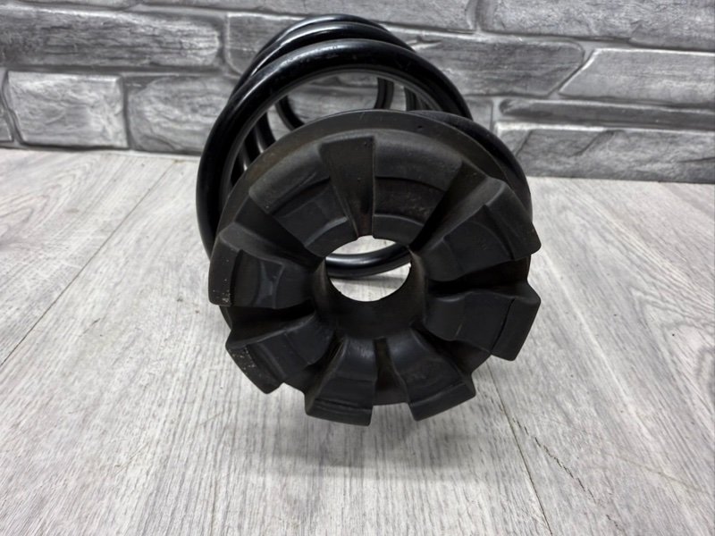 Пружина задняя, 750 рублей, Москва