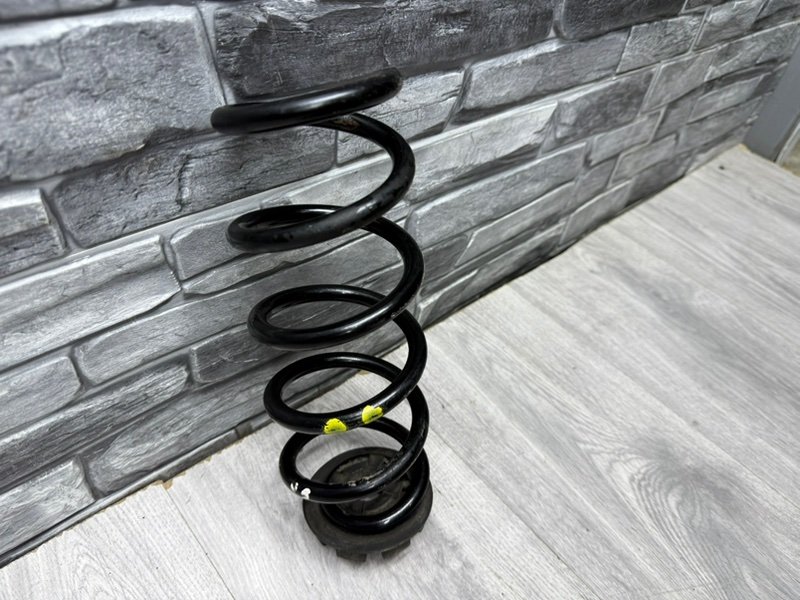 Пружина задняя, 750 рублей, Москва