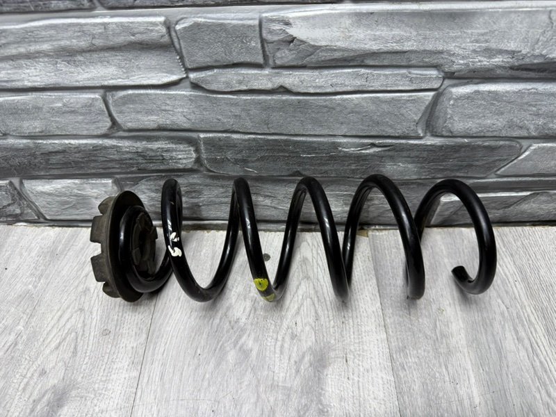 Пружина задняя, 750 рублей, Москва