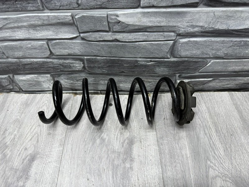 Пружина задняя, 750 рублей, Москва