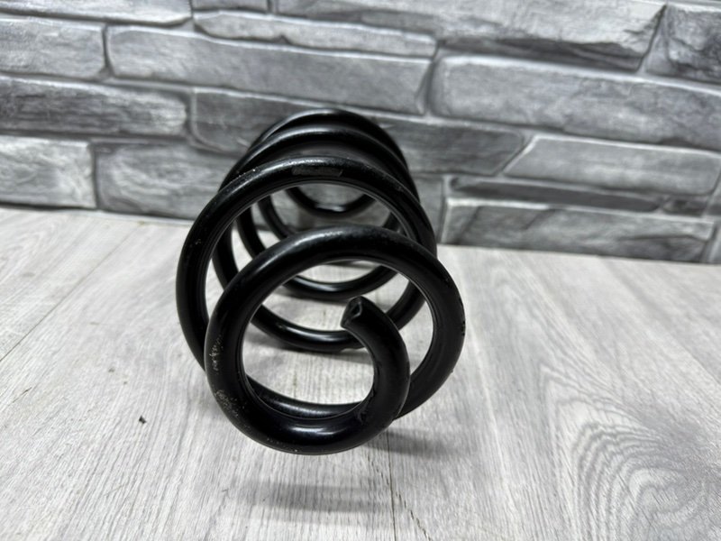 Пружина задняя, 700 рублей, Москва