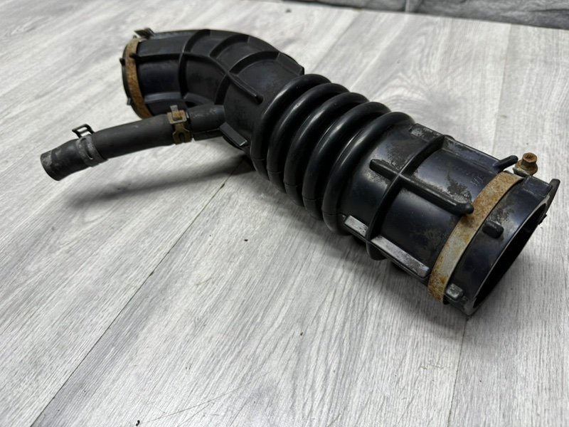 Патрубок воздушного фильтра, 500 рублей, Москва