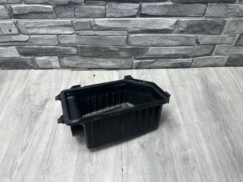 Корпус воздушного фильтра, 1000 рублей, Москва