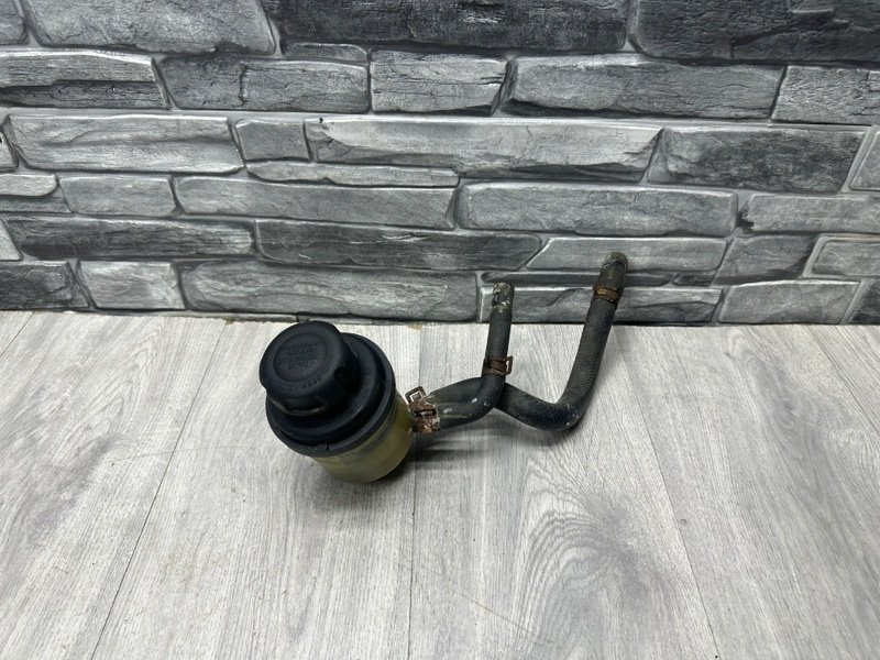 Бачок гидроусилителя руля, 1000 рублей, Москва