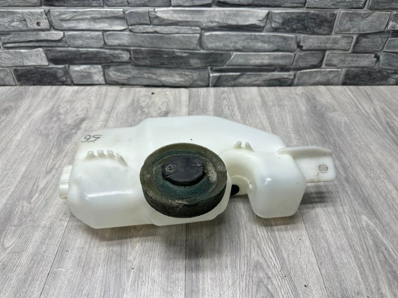 Бачок омывателя лобового стекла, 950 рублей, Москва