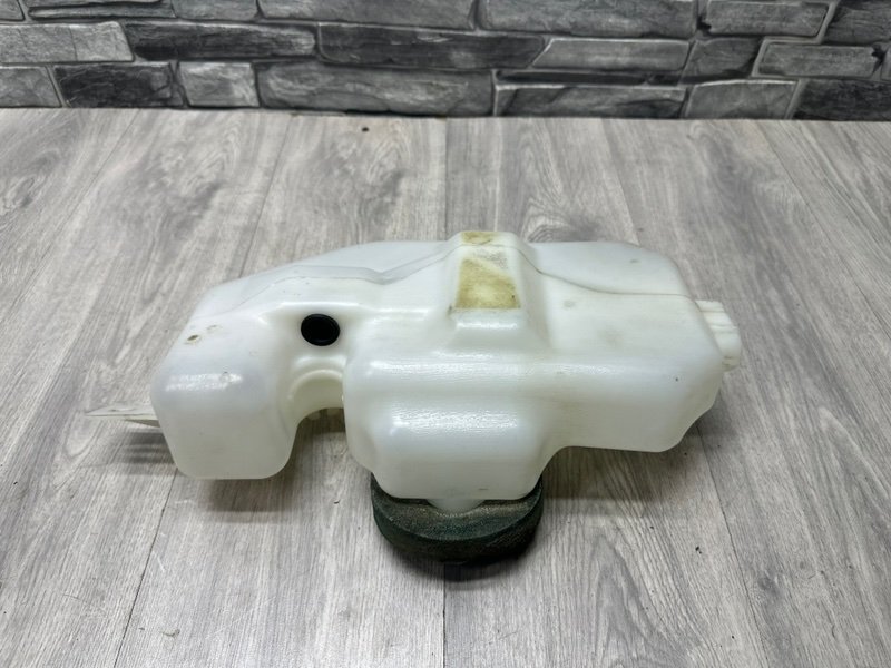 Бачок омывателя лобового стекла, 950 рублей, Москва