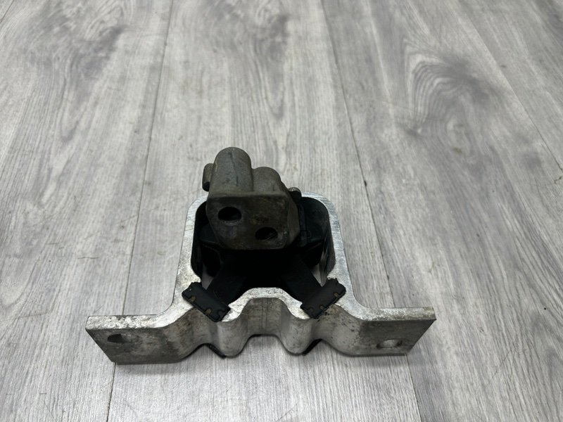 Опора двигателя, 3000 рублей, Москва