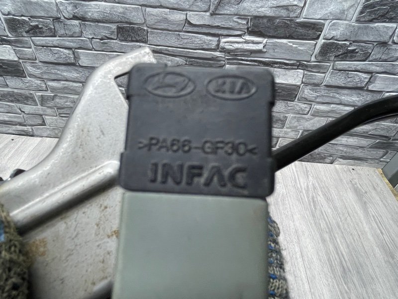 Педаль тормоза, 1000 рублей, Москва