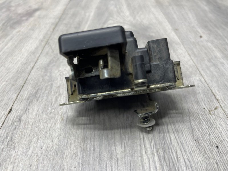 Замок багажника, 2500 рублей, Москва