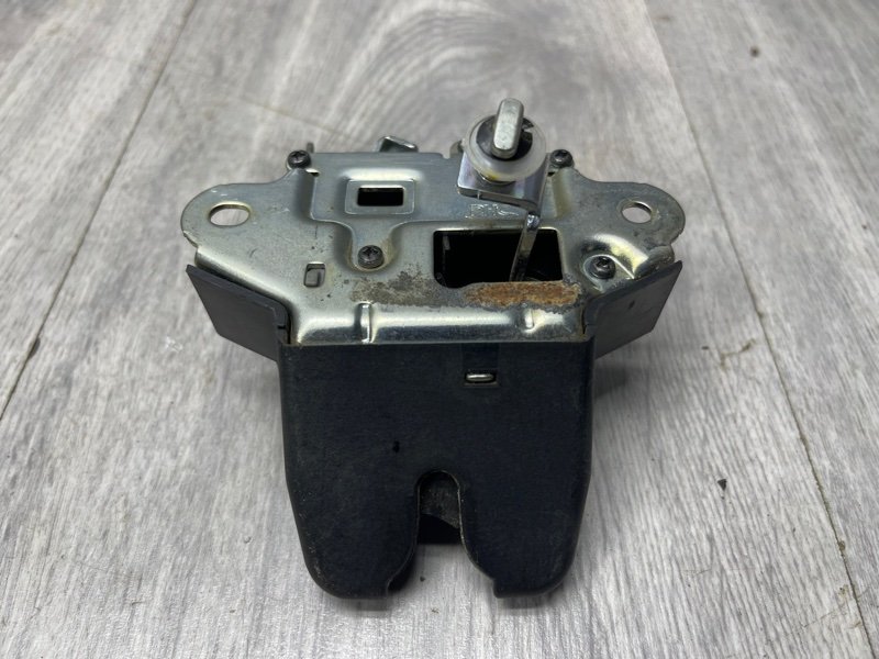 Замок багажника, 2500 рублей, Москва