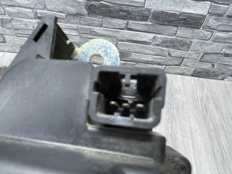 Замок багажника, 2500 рублей, Москва