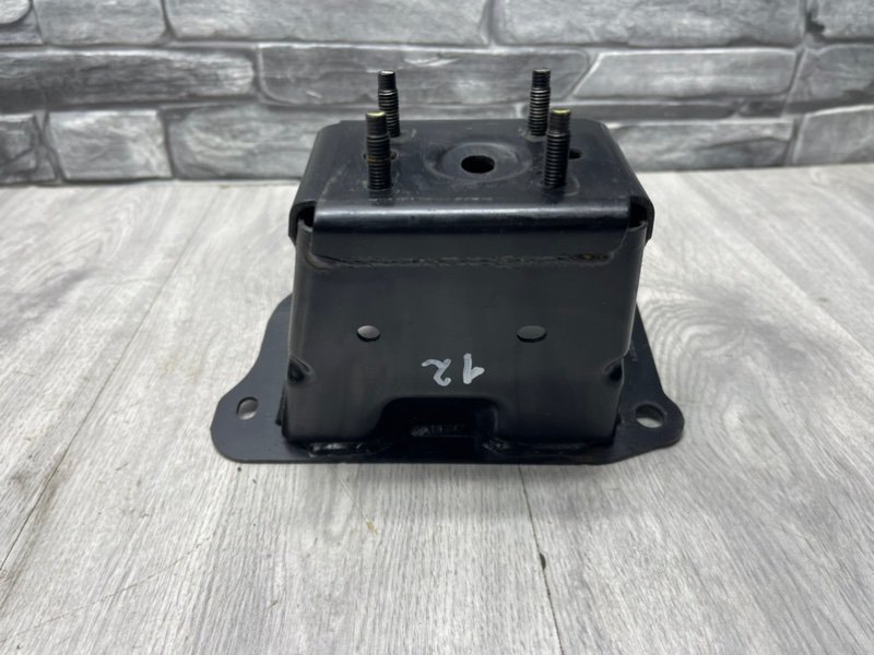 Кронштейн усилителя бампера, 1000 рублей, Москва