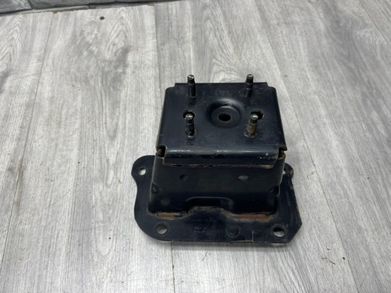 Кронштейн усилителя бампера, 1000 рублей, Москва