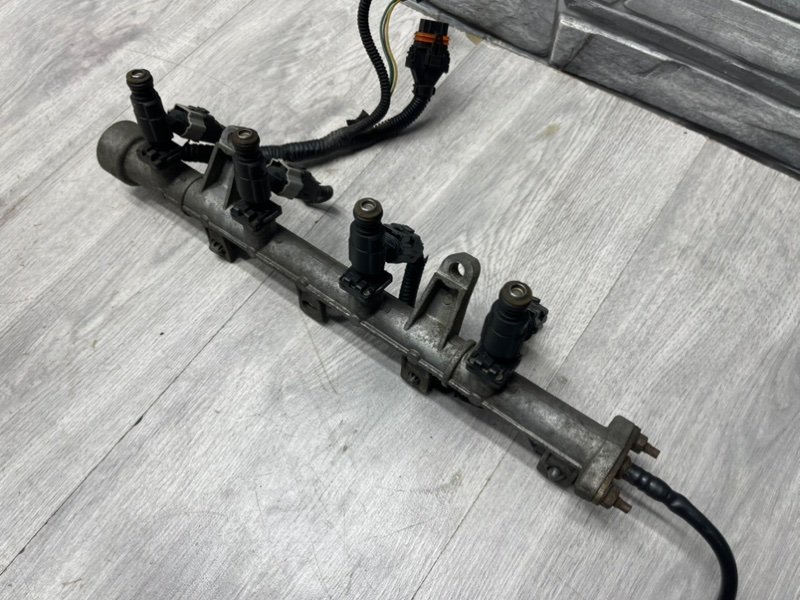 Топливная рейка, 2500 рублей, Москва