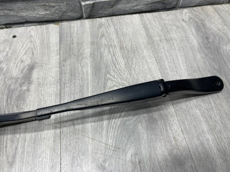 Поводок стеклоочистителя передний, 500 рублей, Москва