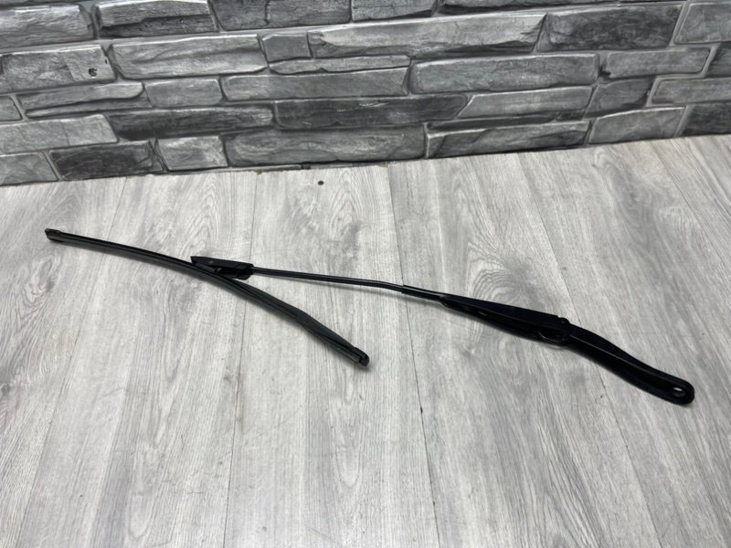 Поводок стеклоочистителя передний, 500 рублей, Москва