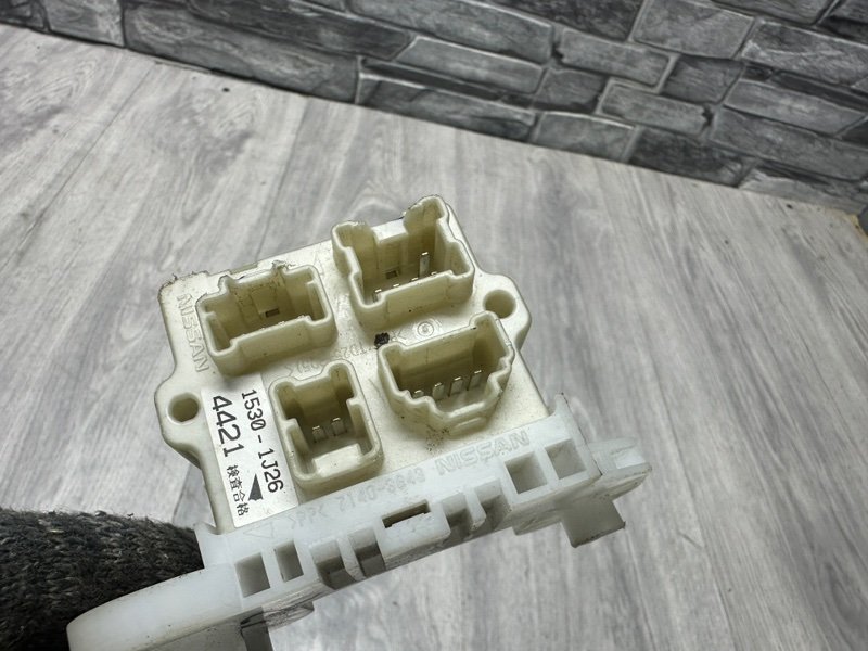 Блок предохранителей, 500 рублей, Москва