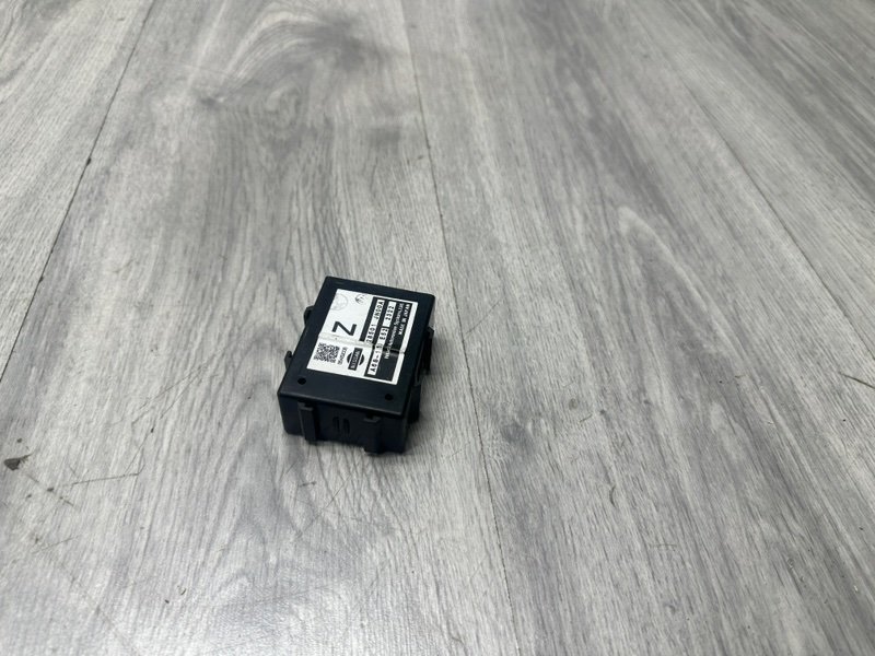 Блок электронный, 1000 рублей, Москва