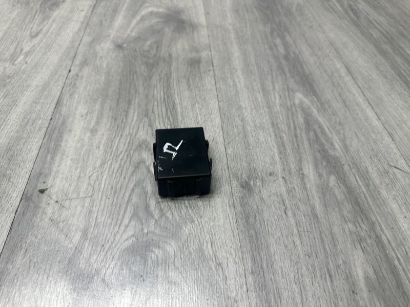 Блок электронный, 1000 рублей, Москва